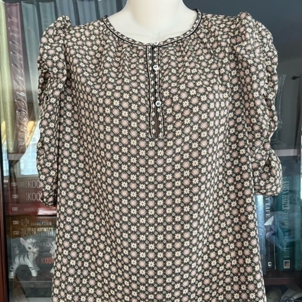 NWT Max Studio Floral Patterned Half Sleeve a Top Small - Picture 3 of 16